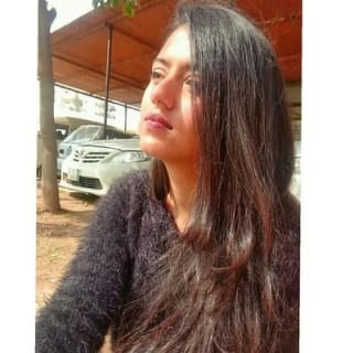 Syeda Aeimen Bukhari profile picture