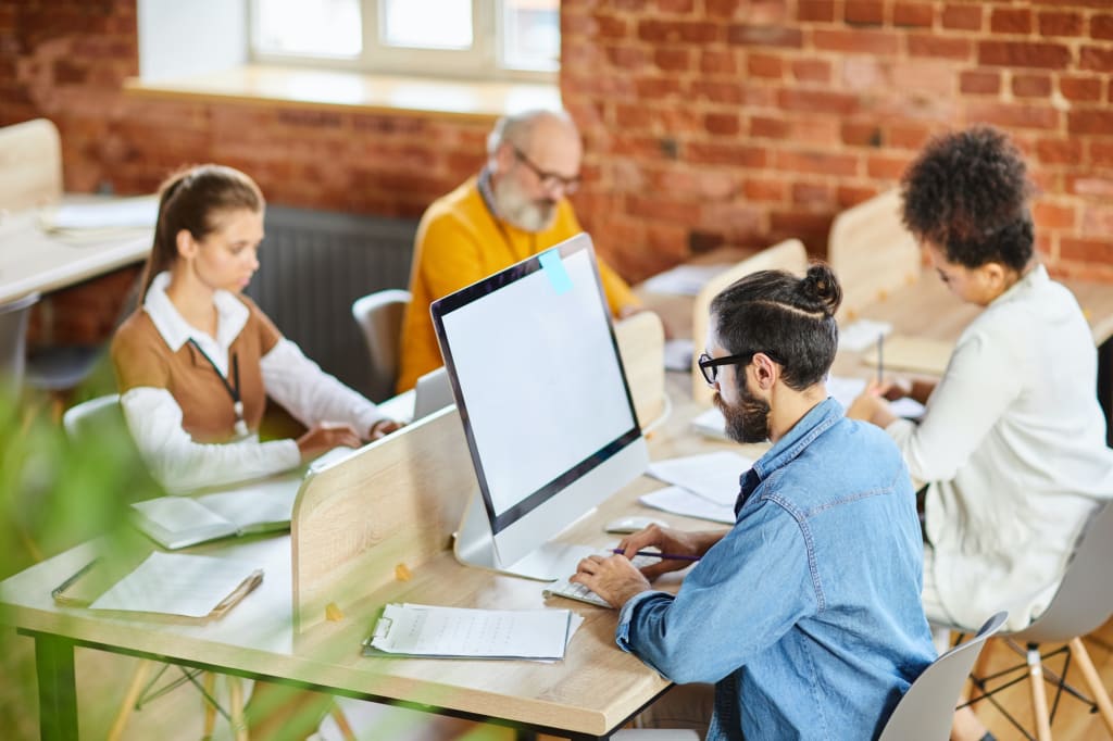 Hire a Website Designer 3 Website designer