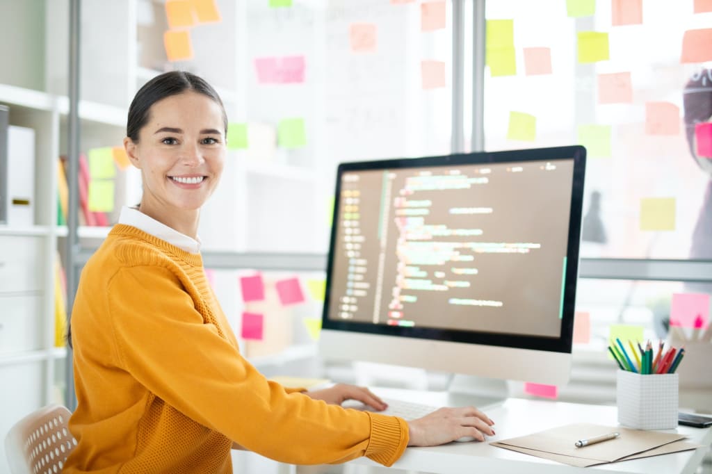 Website Maintenance Services 3 Pretty webdesigner
