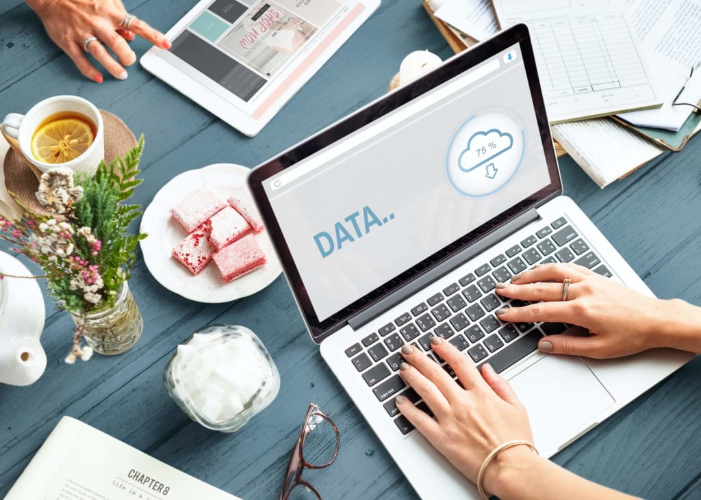 Freelance Website Developer in Mumbai 4 Data The Cloud Storage Information Concept