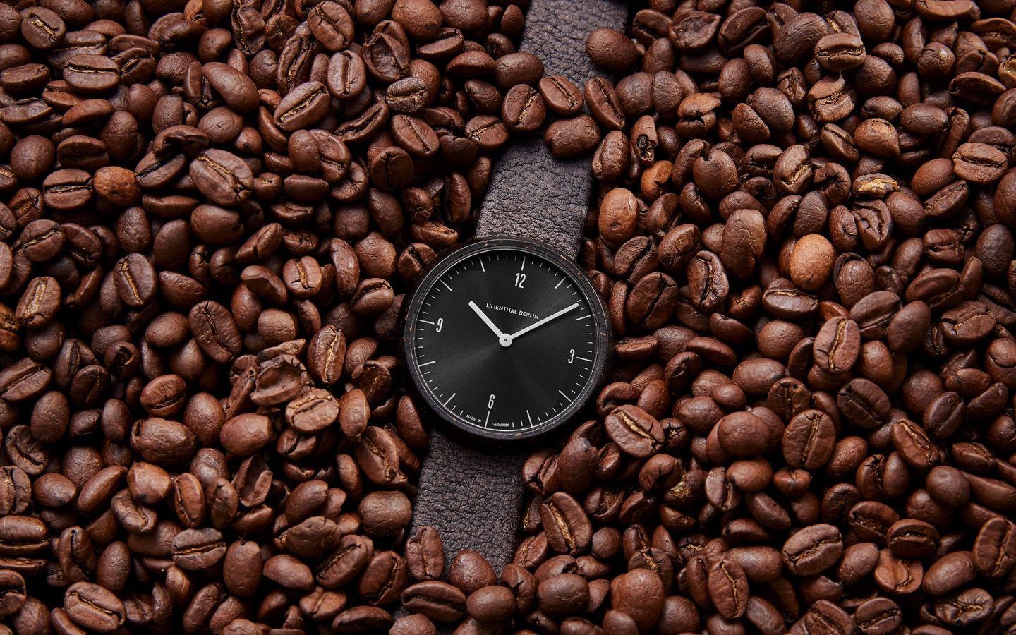 wristwatch-made-from-coffee wristwatch-made-from-coffee
