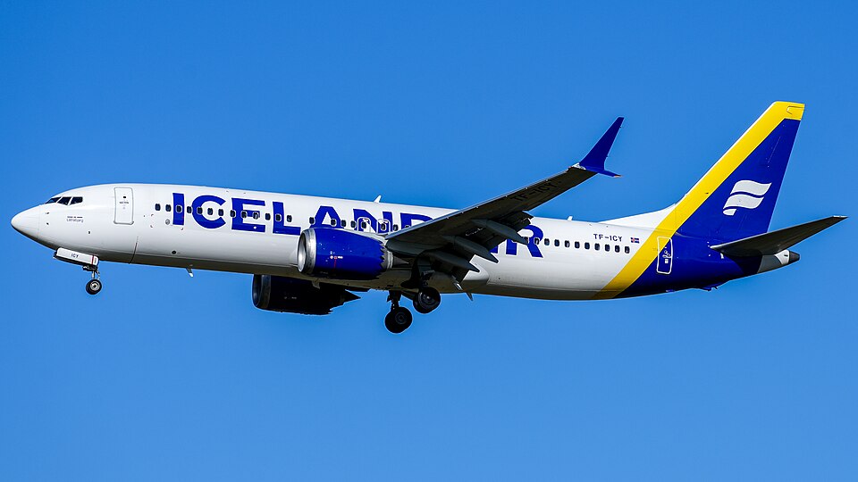 Flights to Iceland