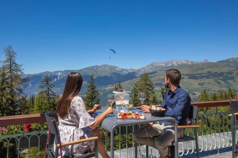 Altezza - un restaurant avec vue panoramique image2