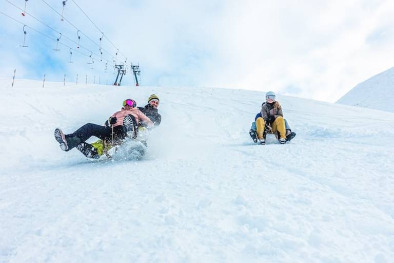 Descente en luge ou Yooner : sensations et cohésion en équipe image1