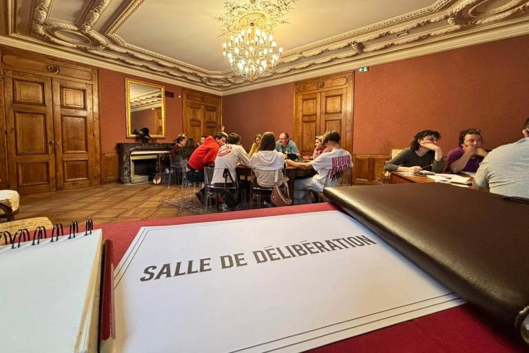 Le Procès - Incarnez un juré image1