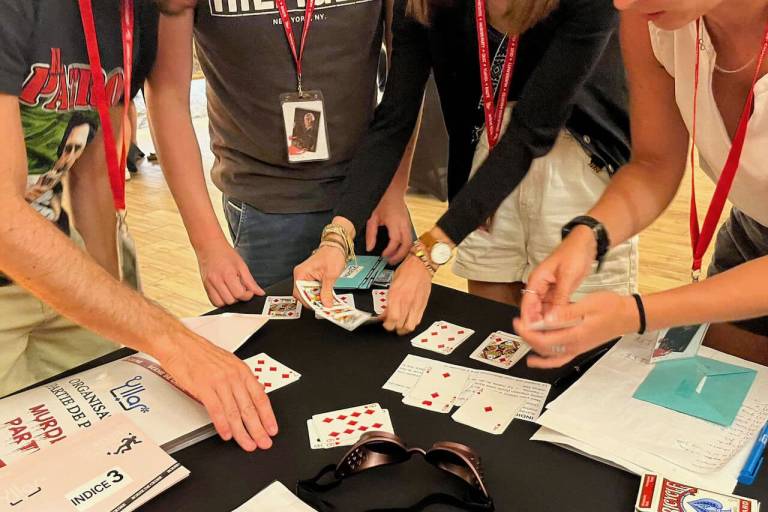 MURDER PARTY - Enquête policière géante image1