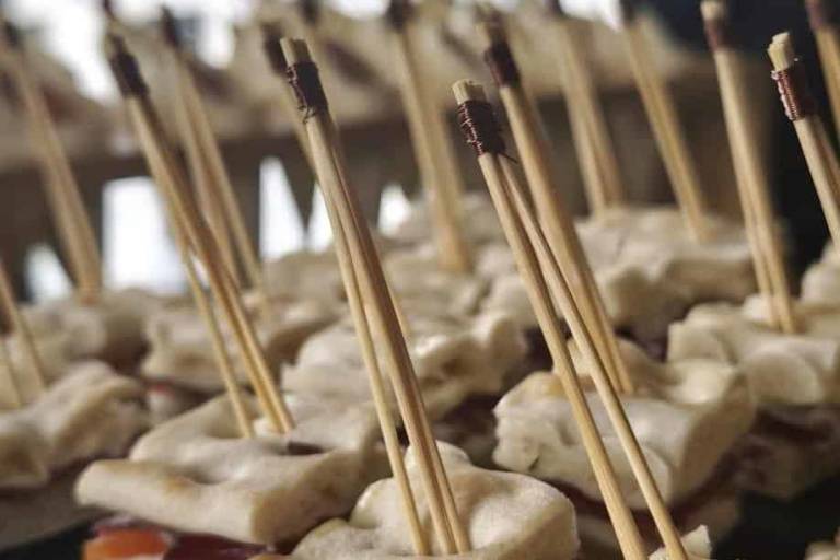 Du plateau-repas au gala : le traiteur qui suit votre événement image1