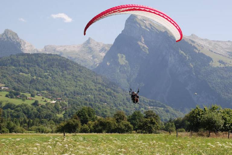Stages et Baptêmes de parapente image2