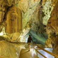 Visitez les grottes de Cerdon