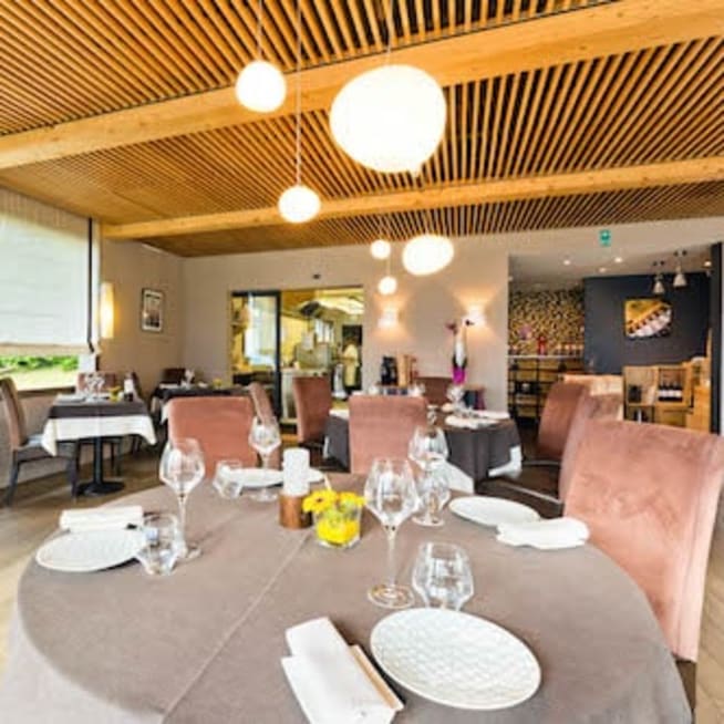Restaurant Gastronomique avec une vue à 360° sur les montagnes