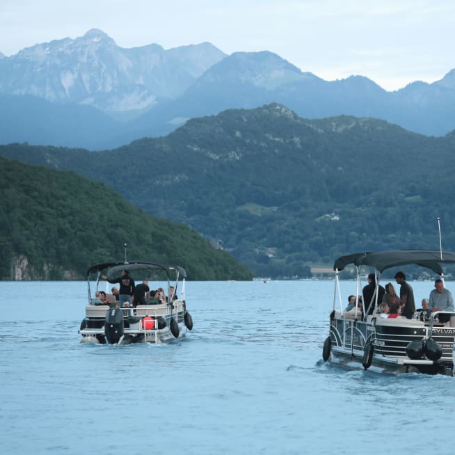 Boat challenge sur le lac d'Annecy