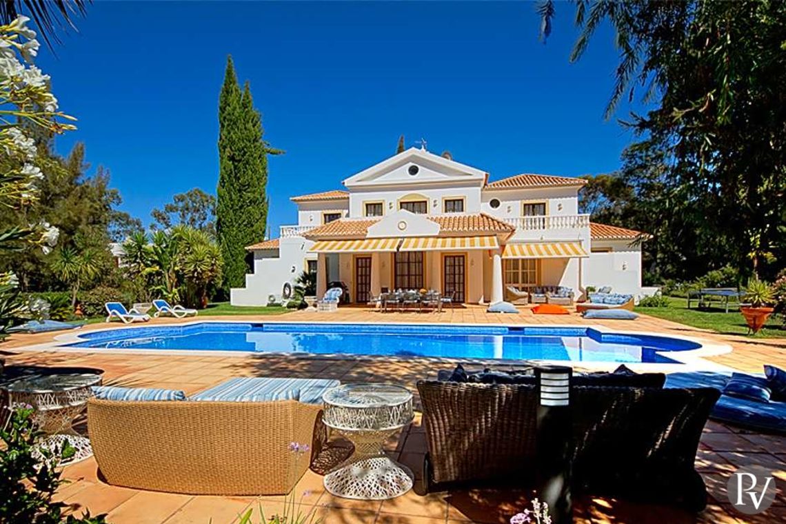 Chardor, Alvor - 5 bed Premier Villa in the Algarve