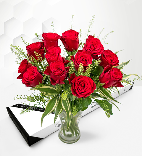 Royal Roses – Letterbox Flowers – Letterbox Roses – Letterbox Valentine’s Flowers – Valentine’s Flowers