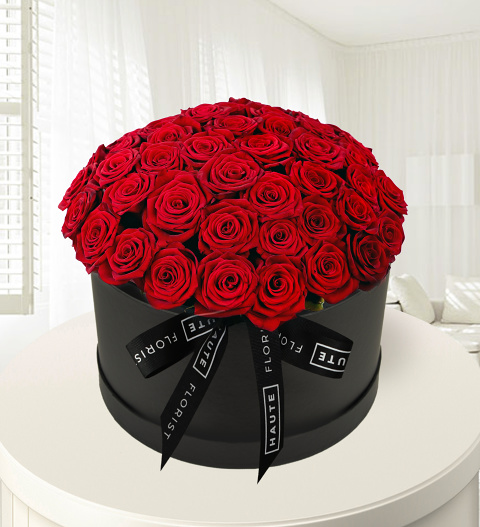 Grand Gesture - Luxury Red Roses - Roses in a Hat Box - Luxury Flowers - Luxury Roses - Hat Box Flowers