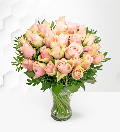 La Belle - Free Chocs - Flower Delivery - Rose Bouquet - Birthday Roses - Next Day Flower Delivery image