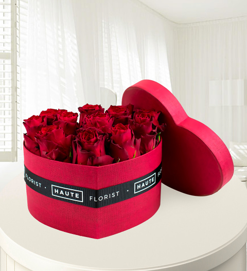 Image of Heart Hat Box - Haute Florist - Red Roses - Luxury Red Roses - Roses in a Hat Box - Luxury Flowers