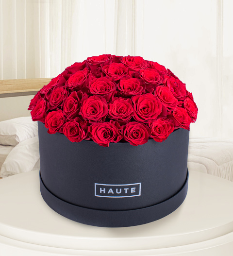 Image of Grand Gesture - Luxury Red Roses - Roses in a Hat Box - Luxury Flowers - Luxury Roses - Hat Box Flowers