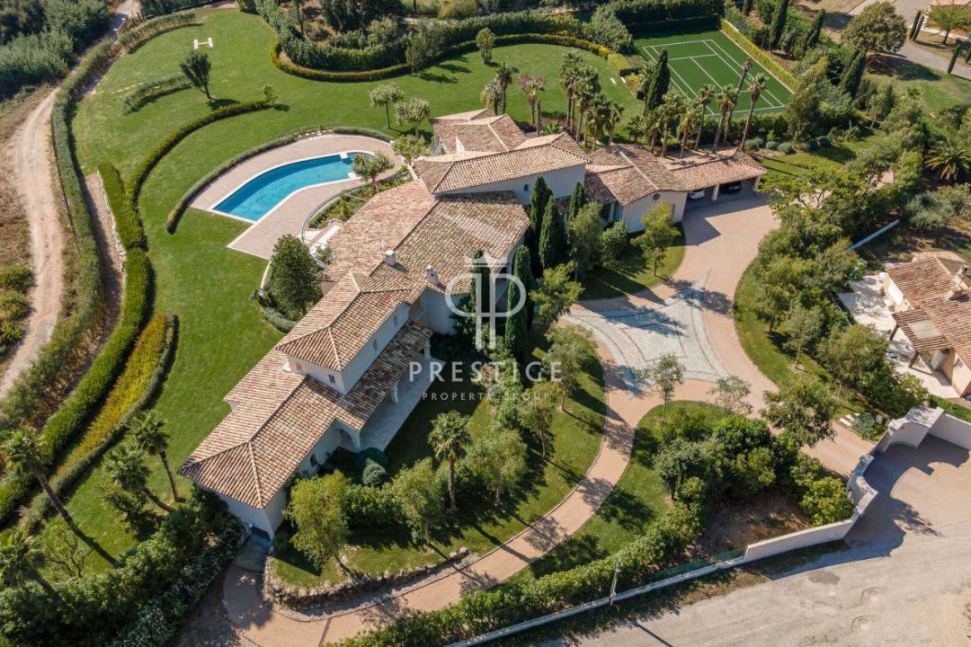 Luxury 8 bedroom Villa for sale with sea view in Mandelieu la Napoule