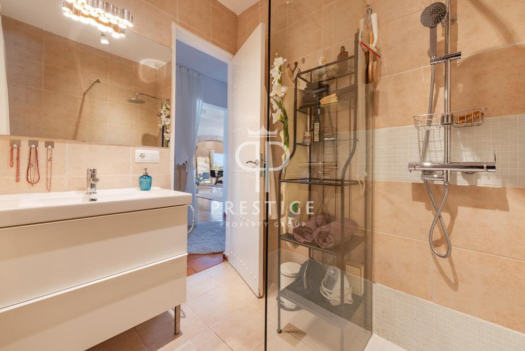 Quiet 7 bedroom House for sale with countryside view in Buger, Mallorca