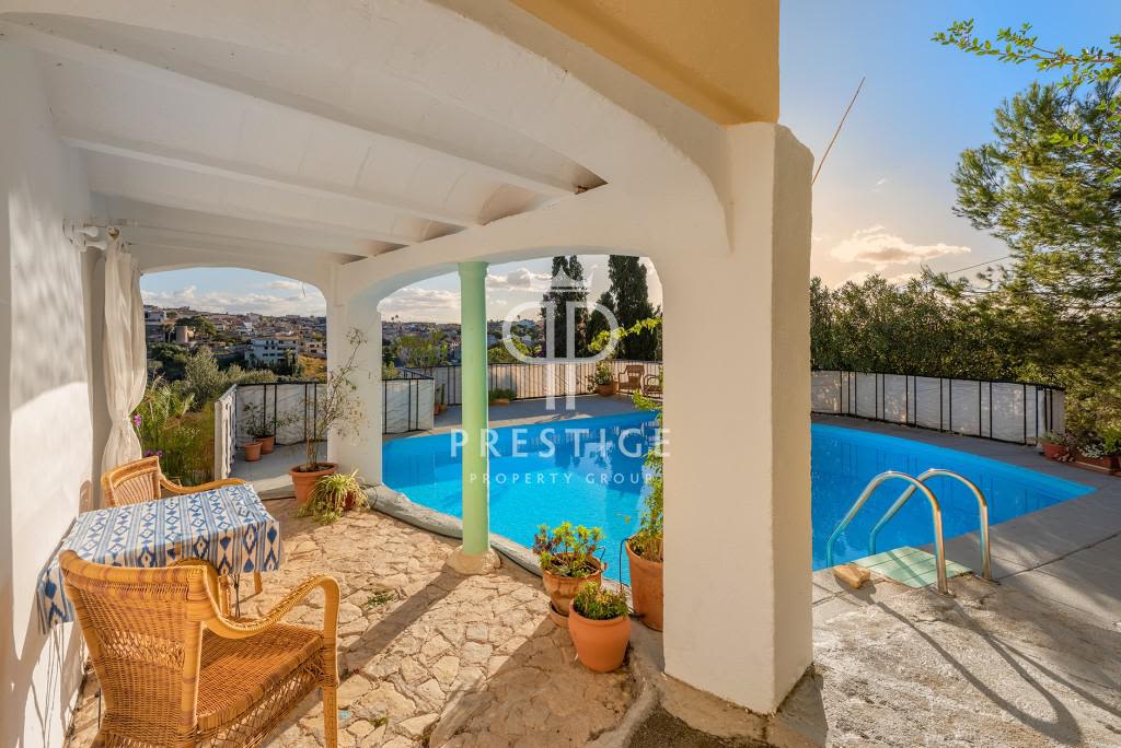 Quiet 7 bedroom House for sale with countryside view in Buger, Mallorca