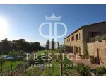 Farmhouse for sale with sea view in Grosseto, Tuscany