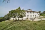 6 bedroom House for sale with countryside and panoramic views in Bagno a Ripoli, Tuscany