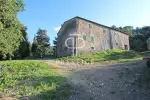 5 bedroom Farmhouse for sale with panoramic view in Micciano, Tuscany