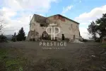 Farmhouse for sale with panoramic view in Montecatini Val di Cecina, Tuscany