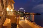 Renovated 6 bedroom Villa for sale with sea view in Grimaud, Cote d'Azur French Riviera