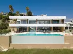 5 bedroom Villa for sale with sea and panoramic views in La Alqueria, Benahavis, Andalucia
