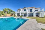 5 bedroom Villa for sale with sea view in Los Flamingos Golf, Benahavis, Andalucia