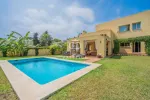 4 bedroom Villa for sale in Atalaya Golf, Estepona, Andalucia