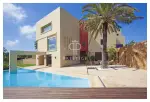 6 bedroom Villa for sale with sea view in Sotogrande, Andalucia