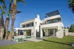 4 bedroom Villa for sale with sea view in Casasola, El Paraiso, Andalucia