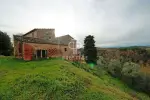 6 bedroom Farmhouse for sale with countryside and panoramic views in Peccioli, Tuscany