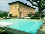 5 bedroom Villa for sale with countryside and panoramic views in Lucca, Tuscany