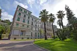 Character 2 bedroom Apartment for sale with sea view in Ospedaletti, Liguria