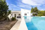 Refurbished 4 bedroom House for sale with countryside view in Llucmajor, Mallorca