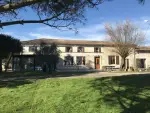 Refurbished 5 bedroom House for sale in Montendre, Poitou-Charentes