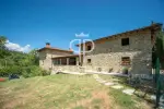 Renovated 5 bedroom Farmhouse for sale with countryside view in Bibnbiena, Arezzo, Tuscany