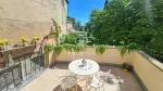 Bright 1 bedroom Apartment for sale with countryside view in Uzes, Languedoc-Roussillon