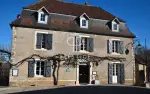 Income Producing 5 bedroom Manor House for sale in Carennac, Midi-Pyrenees