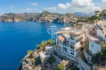 Unique 6 bedroom Villa for sale with sea view and panoramic view in Puerto Andratx, Andratx, Mallorca