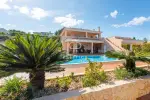 Luxury 4 bedroom Villa for sale with sea view in Porto de Mos, Algarve