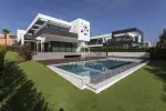 Luxury 4 bedroom Villa for sale in Quarteira, Vilamoura, Algarve