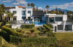 Luxury 5 bedroom Villa for sale with sea view in Los Flamingos Golf, Benahavis, Andalucia