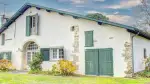 Character 5 bedroom House for sale in Bidache, Aquitaine
