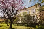 Character 7 bedroom House for sale with countryside view in Chalais, Poitou-Charentes