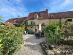 Quiet 23 bedroom House for sale with countryside view and panoramic view in Nadaillac de Rouge, Midi-Pyrenees