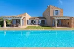 Immaculate 4 bedroom House for sale with countryside view and panoramic view in Ses Salines, Mallorca